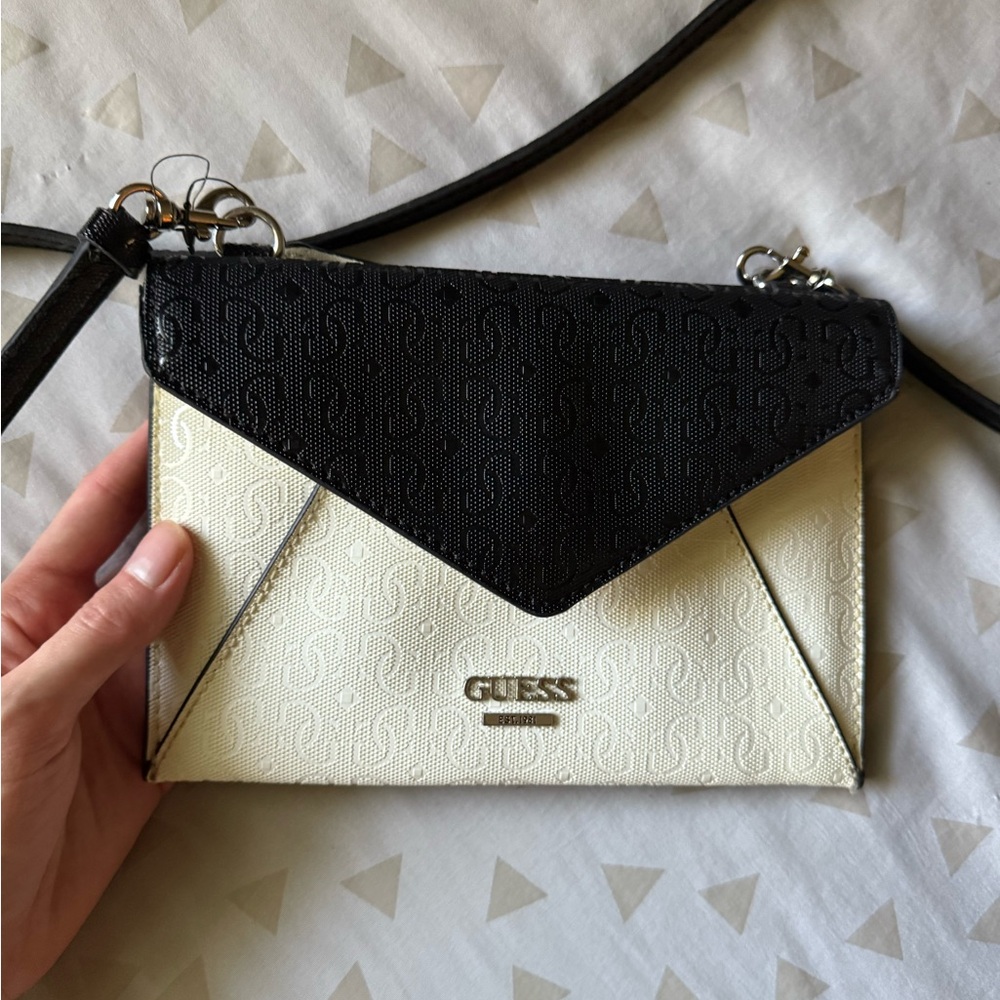 Guess Black and Cream Envelope Crossbody